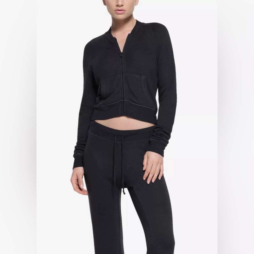 SKIMS Zip Up NWT